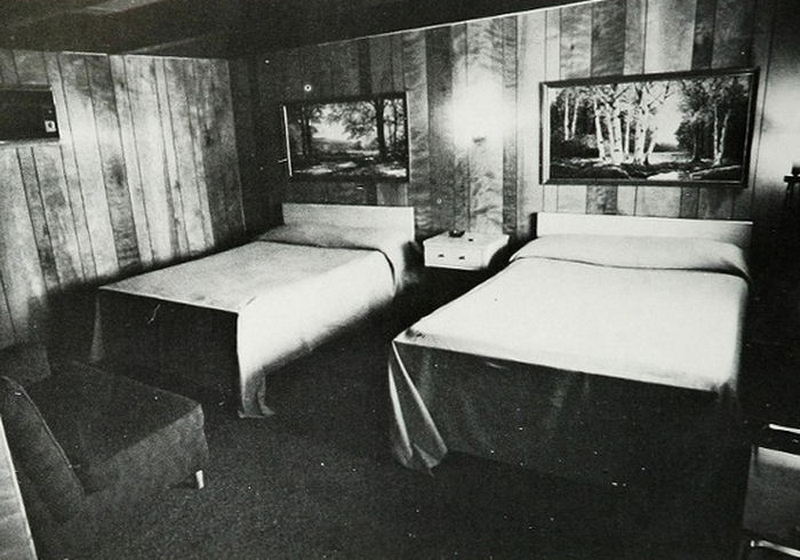 Skylark Motel - 1973 Yearbook Ad (newer photo)